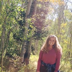 Meet your Posher, Caroline